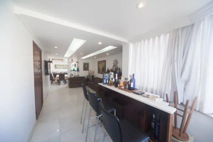 Apartamento à Venda - Sion, 3 Quartos, 137 m2