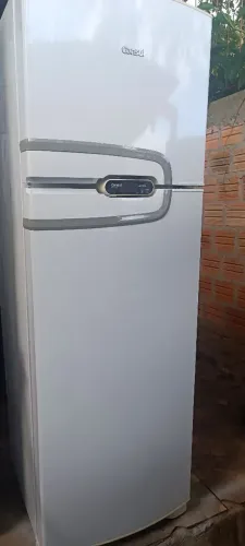Geladeira 110 volts 
