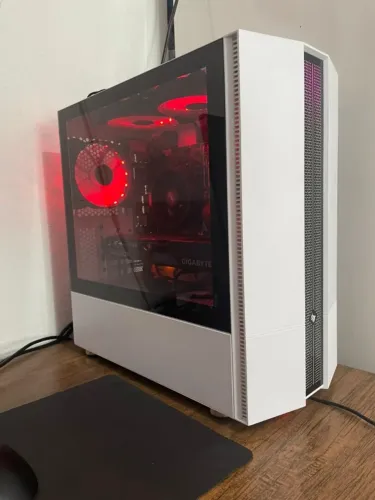 PC Gamer Ryzen 5 5500 + RX 6600 8GB - Alto Desempenho em Full HD