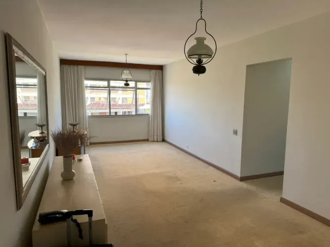 Apartamento para venda possui 108 metros quadrados com 3 quartos