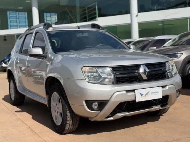 Renault Duster Dynamique 2.0 Hi-flex 16V Aut. 2016