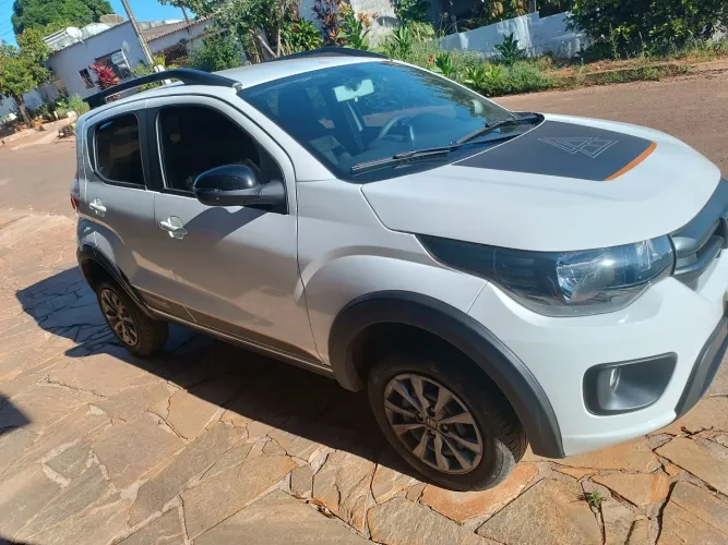 Fiat Mobi Trekking 1.0 Flex 5P 2025