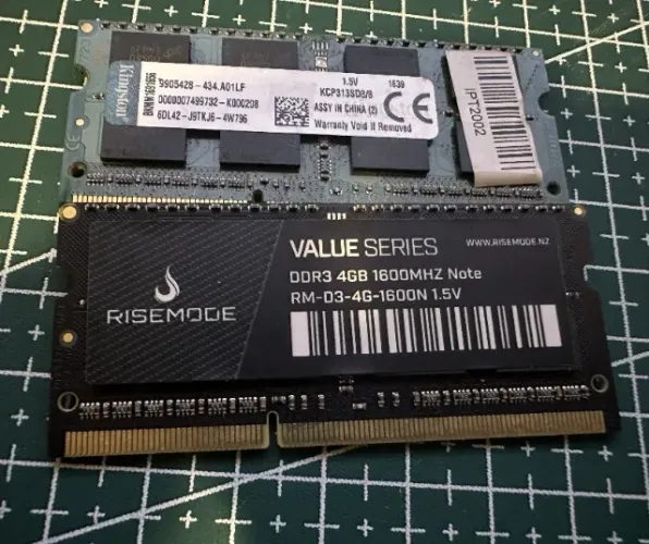 Memória DDR3 - notebook 12GB - 1x8 1x4 - Troco