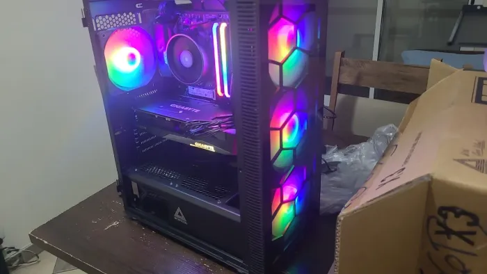 PC Ryzen 5 5600X RX7600 32gb RAM