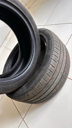 Pneu Aro 17 Dois Pirelli P7 225/45/17 Acima da Meia Vida e Barato