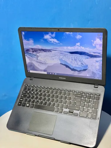 Notebook Samsung 350X - Celeron 4Gb HD 1Tb | | Aceito cartão