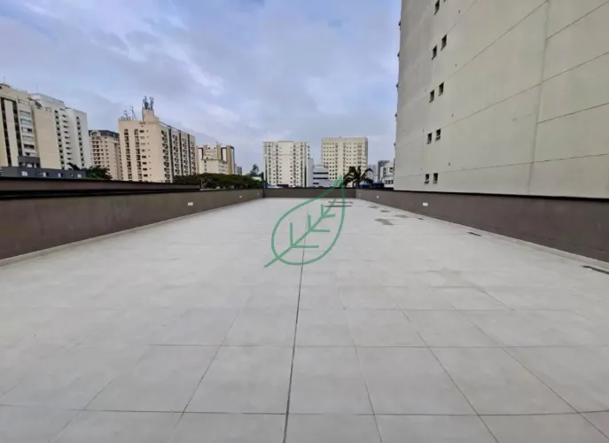 Loja com 750m2, nova, mais 300m2 Rooftop, 4 vagas de garagem em Moema.