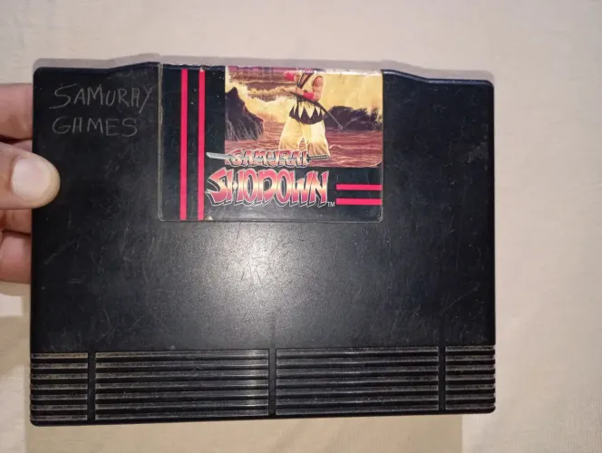Vendo jogo original de NEO GEO AES por 550$ passo cartão com taxa da maquininha 