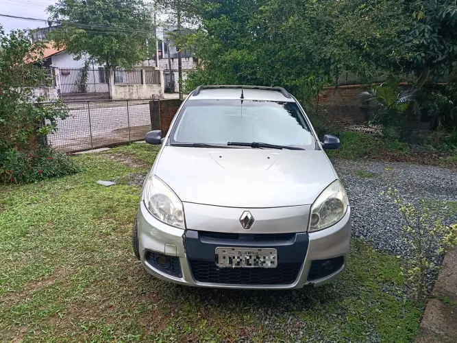Renault Sandero Authentique Hi-flex 1.0 16V 5P 2013