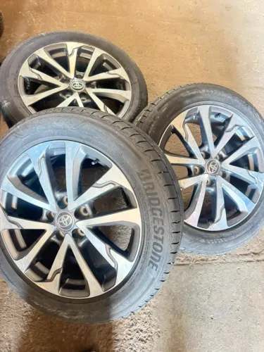 JOGO DE RODAS COROLLA CROSS RS ARO 18''