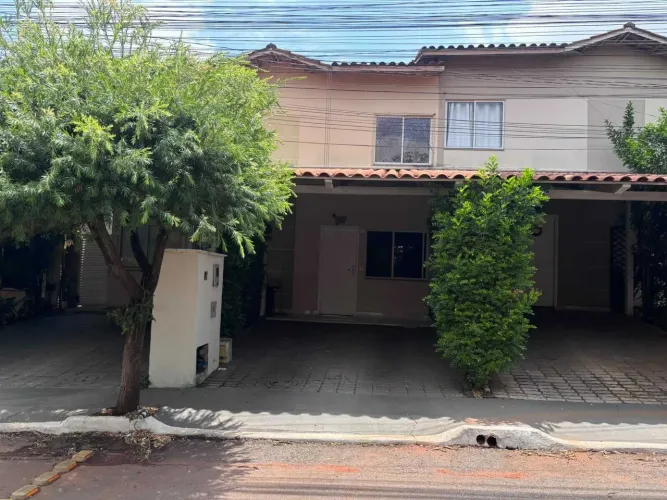 Casa em condomínio com 2 dormitórios no Setor Centro Oeste