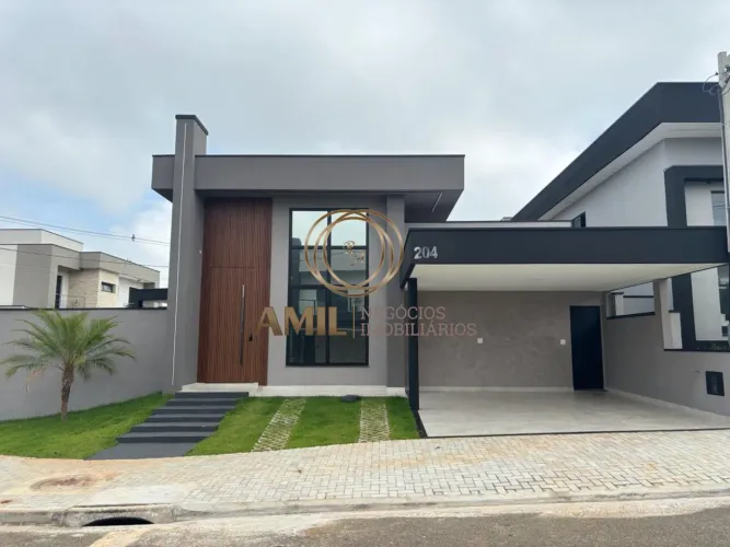 Casa em condomínio fechado 273m²