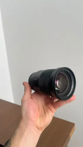 Lente Sony 18-105mm F4 G Oss E-mount