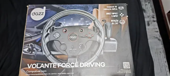 Volante Gamer Dazz Force Driving + Pedais e Câmbio - R$ 350