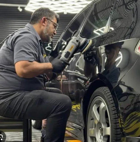 VAGA PARA PREPARADOR AUTOMOTIVO 