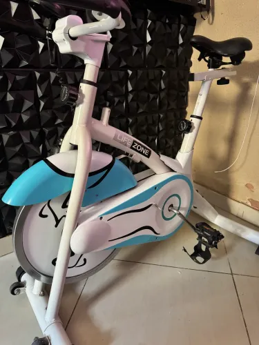 Bicicleta ergométrica Spining profissional