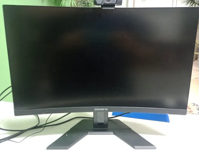 Monitor Gamer Curvo Gigabyte 27"
