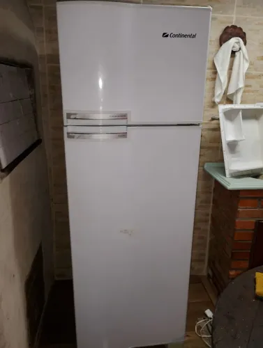 Geladeira fosfree continental
