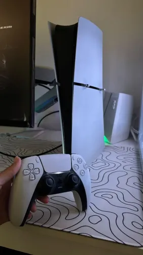 PlayStation 5 com GTA 6 Ultimate - Slim 1 Controle 2 Jogos