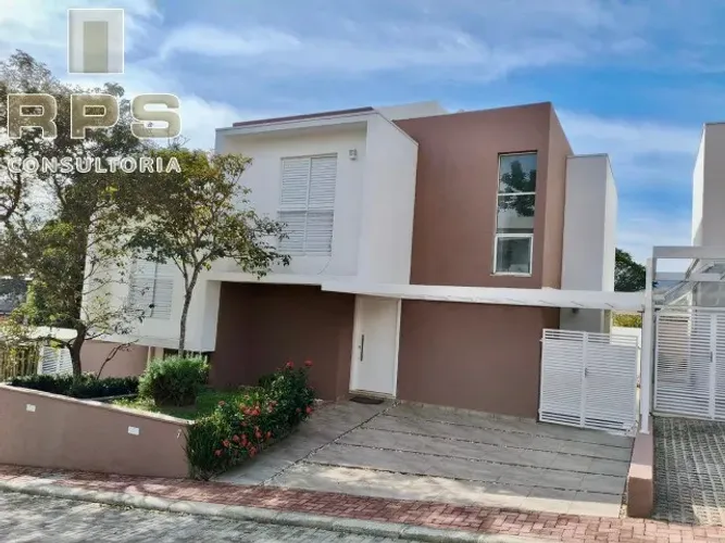 Casa em Condomínio à Venda em Atibaia-SP, Jardim Paulista: 3 quartos, 1 suíte, 2 salas, 3 