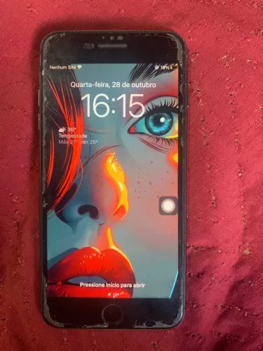 iPhone XS Max e 8 Plus