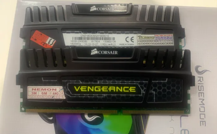 kit Corsair Vengeance 8gb ddr3 1600mhz