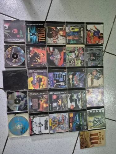 Lote de jogos Playstation 1 da época