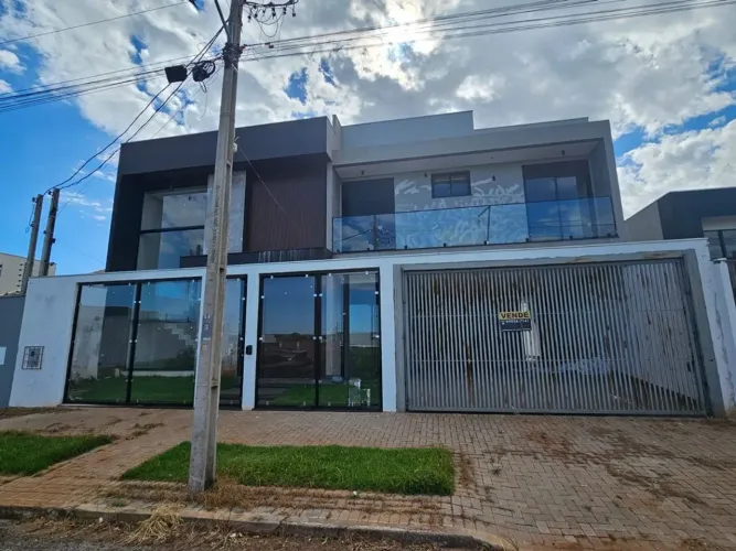 VENDO SOBRADO ALTO PADRÃO JARDIM MONIQUE