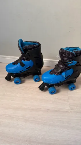 Patins Quad Roller 4 Rodas 33-40 Azul E Preto Ajustável
