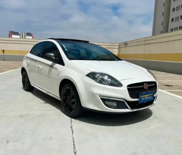 Fiat Bravo Sporting 1.8 Dualogic Flex 16V 5P 2014