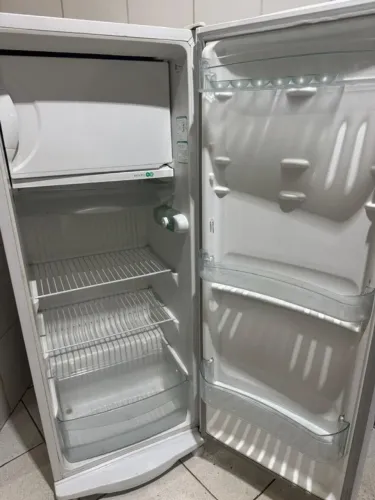 Geladeira Consul - 127v