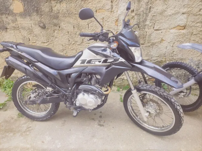 Bros 160 2020, R$ 12.000