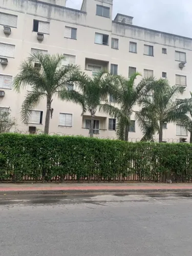 Alugo apartamento no Residencial Vila da Serra