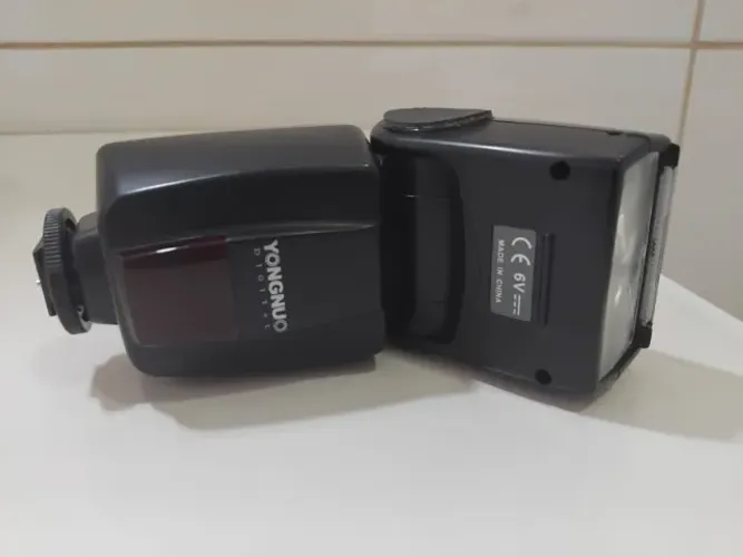 Flash Yongnuo Speedlite YN460