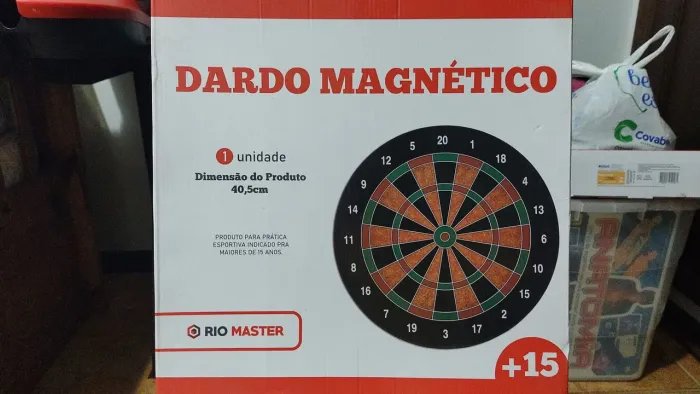 Dardo magnético com 6 dardos