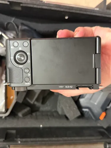 Câmera Sony ZV-E10