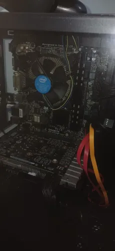 I5 7400 + GA-H110M-S2V