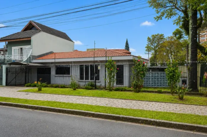 Linda casa a venda no bairro Rebouças