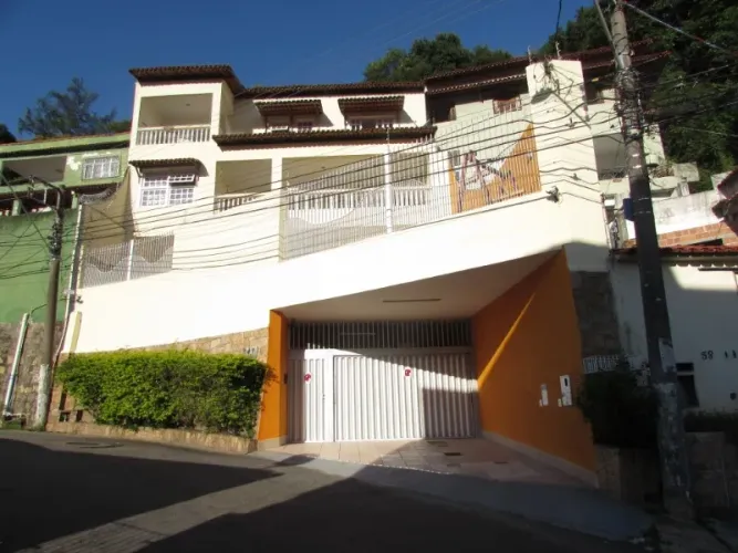 CASA RESIDENCIAL em VITÓRIA - ES, SANTA CECÍLIA