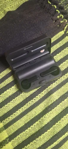Fone de ouvido aprova d'água TWS + Cabo