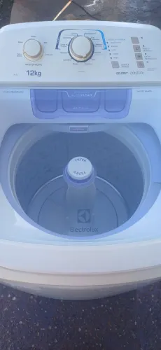 Máquina de Lavar Electrolux 12kg