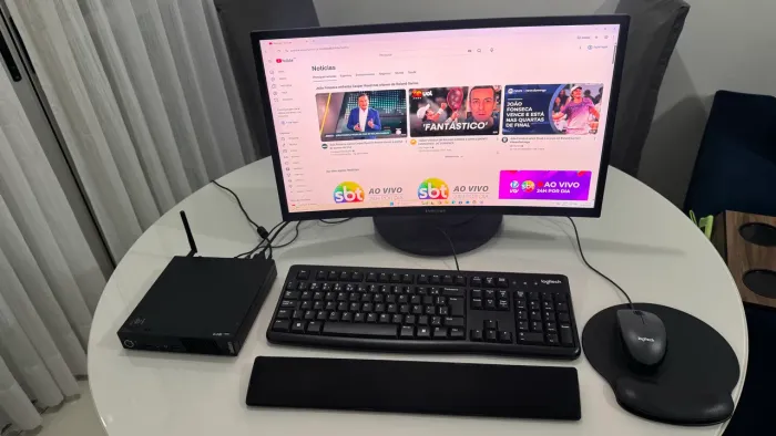 Mini PC completo intel i3 8GB 120SSD com monitor da Samsung de 24? tela curva