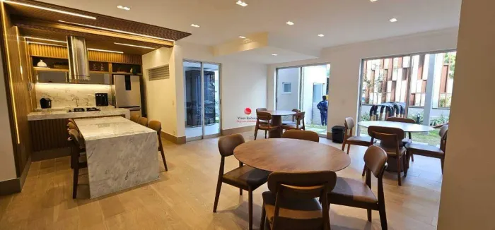 Lindo Apartamento de 02 Quartos com Suíte e Varanda Gourmet