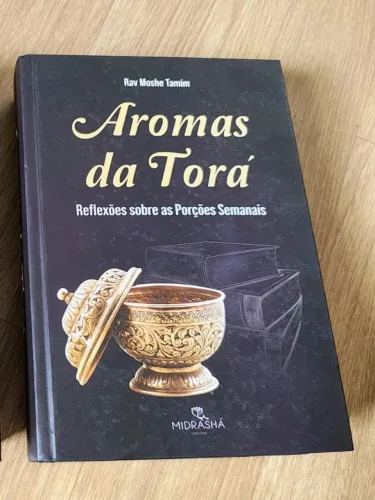 Livros A Lei de Moisés - Torá + Aromas da Torá- Reflexão.