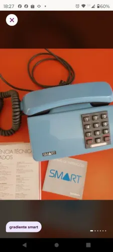 Telefone de teclas antigo Vintage Novo na caixa Smart Gradiente