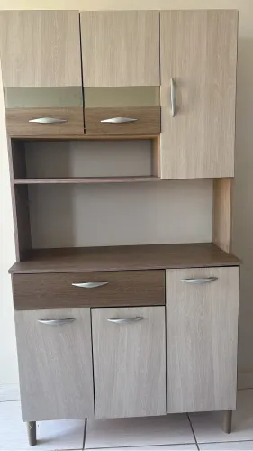 Armário Compacto