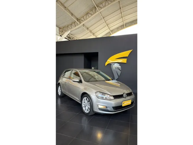 Volkswagen Golf Comfortline 1.4 TSI 140cv Aut. 2015