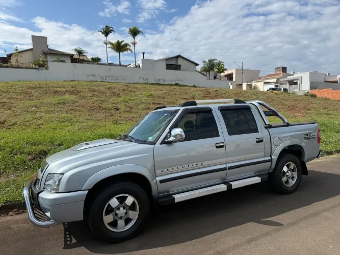 Chevrolet S10 Pick-up Exec. 2.8 4X4 CD TB Int.dies 2011