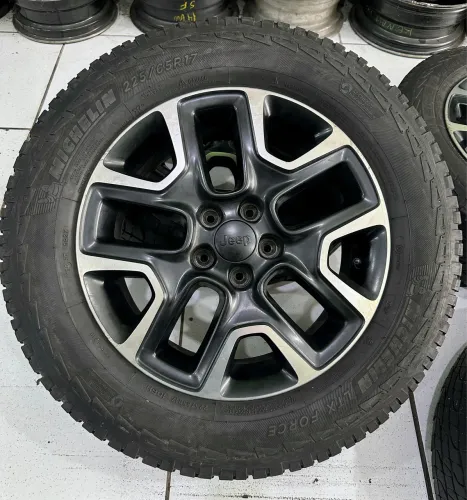 Jg Roda Compass Traihawk Aro 17 5x110 + Pneu Michelin 