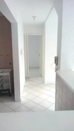 Alugo apartamento
